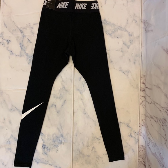 Nike | Tight Fit Running Leggings - Picture 9 of 12